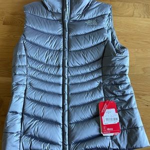 NWT The North Face Aconcagua Vest/ Medium